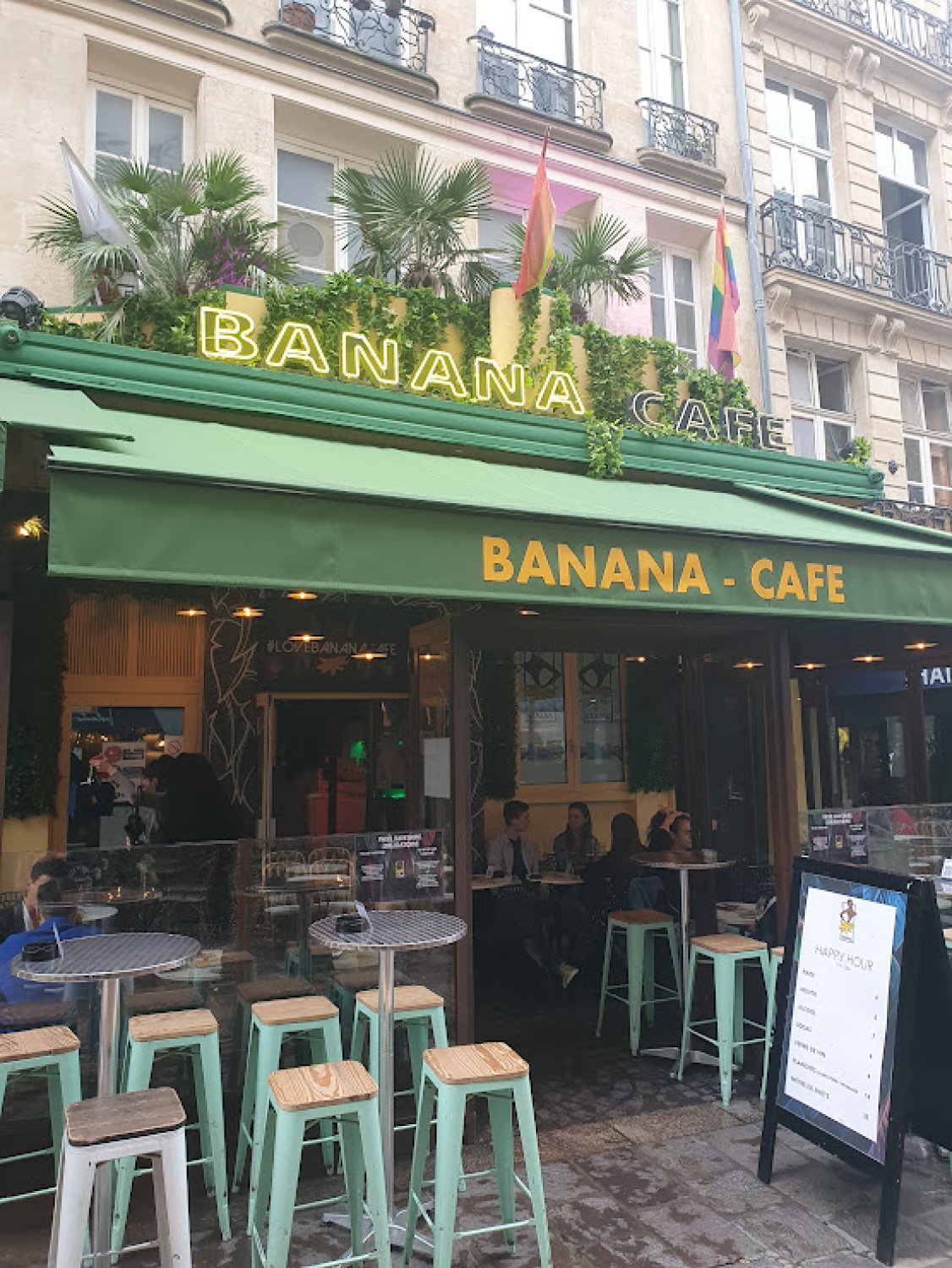 Banana café