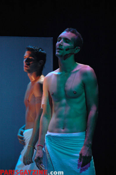 Sauna, le musical chaud !