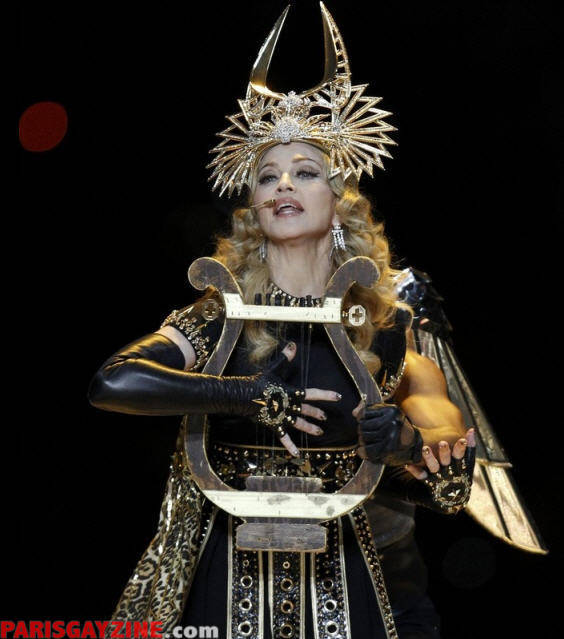 Madonna à la mi-temps du Super Bowl 2012