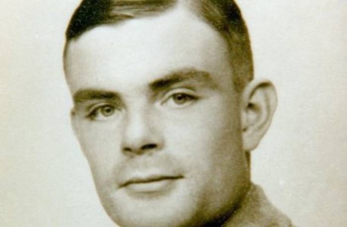 Alan Turing - un dieu de l'informatique