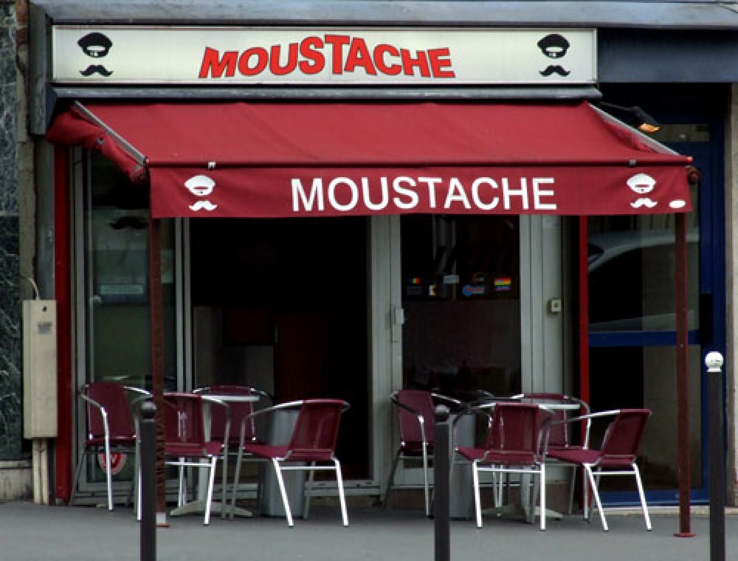 Café Moustache