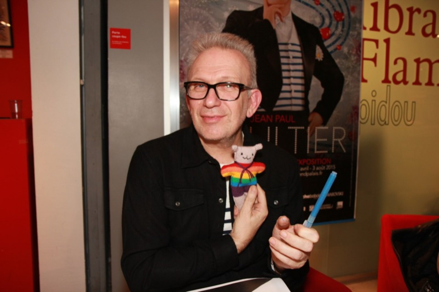 Dédicace de Jean-Paul Gaultier avec Pierre et Gilles au Centre Pompidou