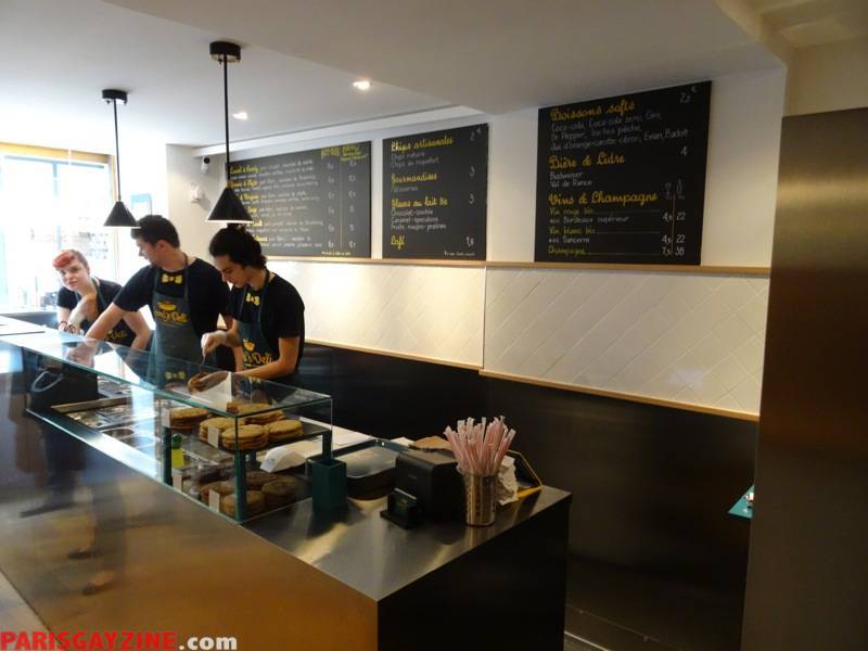 Leoni's deli