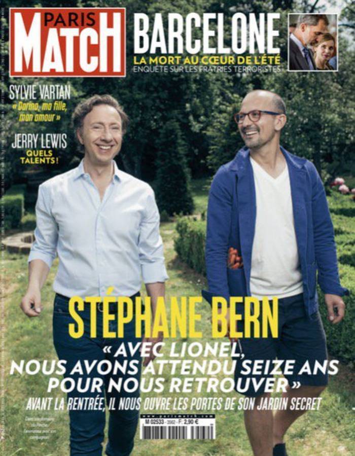 Stéphane Bern et son compagnon en Une de Paris Match