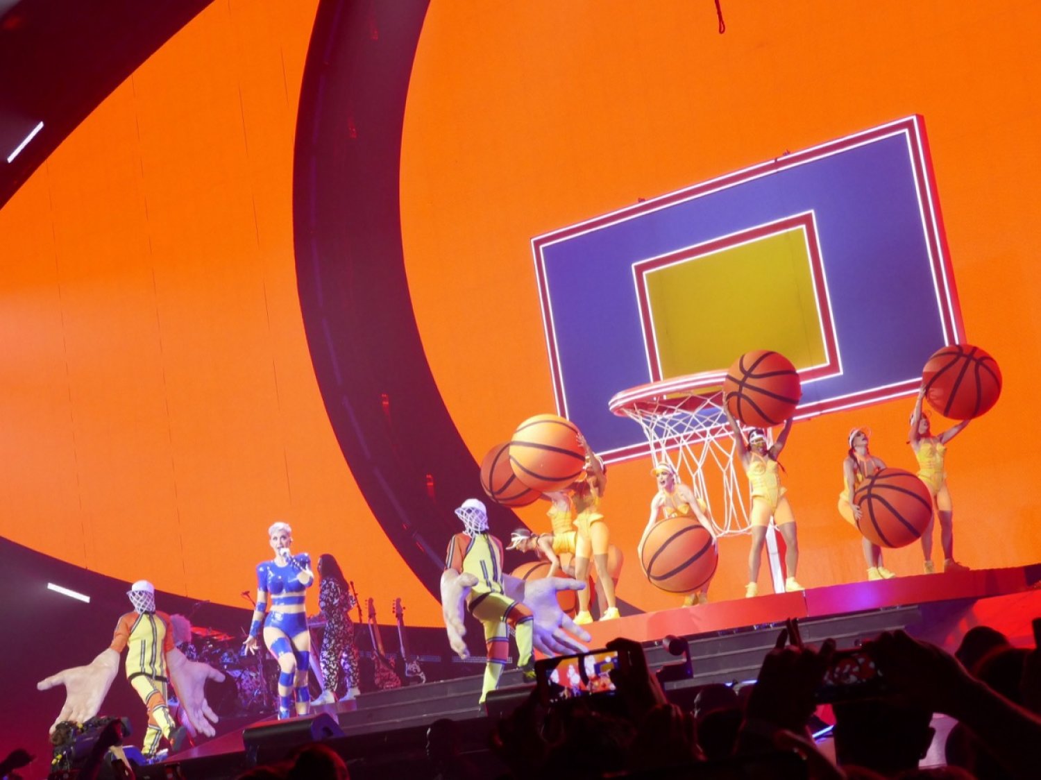 Katy Perry à l'AccorHotels Arena Bercy (Paris - 2018)