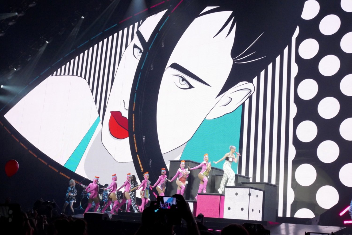Katy Perry à l'AccorHotels Arena Bercy (Paris - 2018)