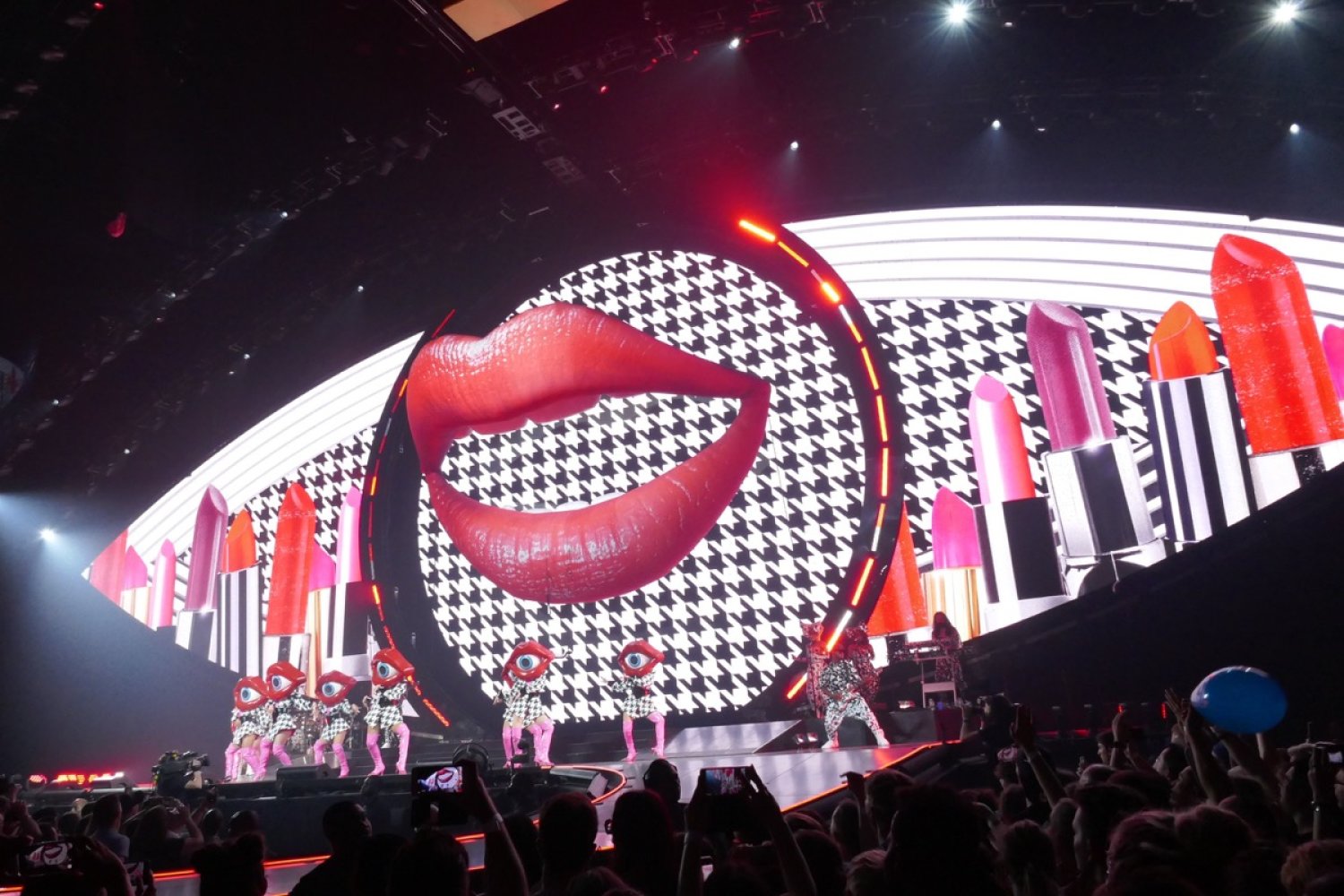 Katy Perry à l'AccorHotels Arena Bercy (Paris - 2018)