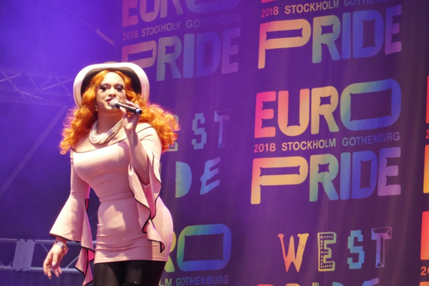 Show Drag Queens à l'Europride