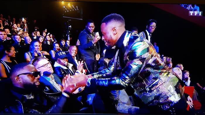 Dadju salue son frère Maître Gims