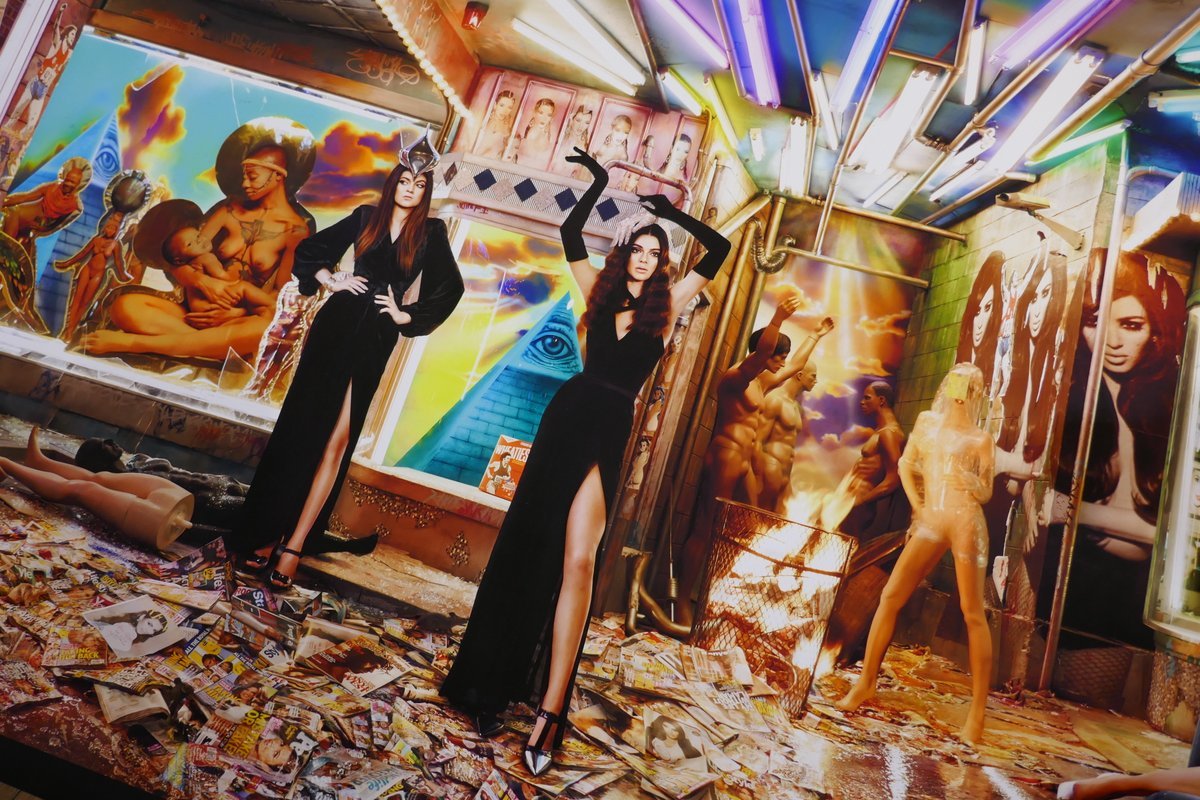 Expositon Lachapelle -  Letter to the World