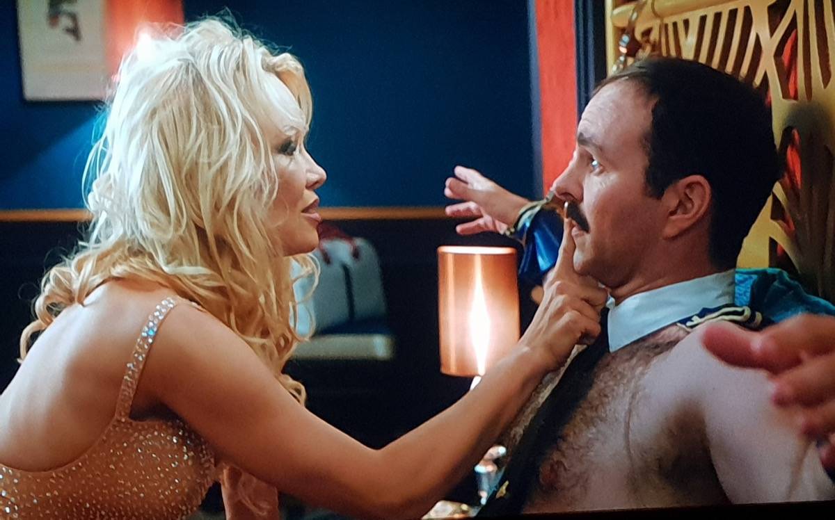 Dorothée et Pamela Anderson dans Nicky Larson et le parfum de Cupidon