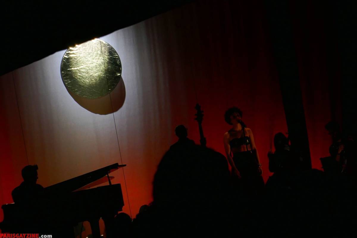 Nos photos du concert de Barbara Pravi au Trianon