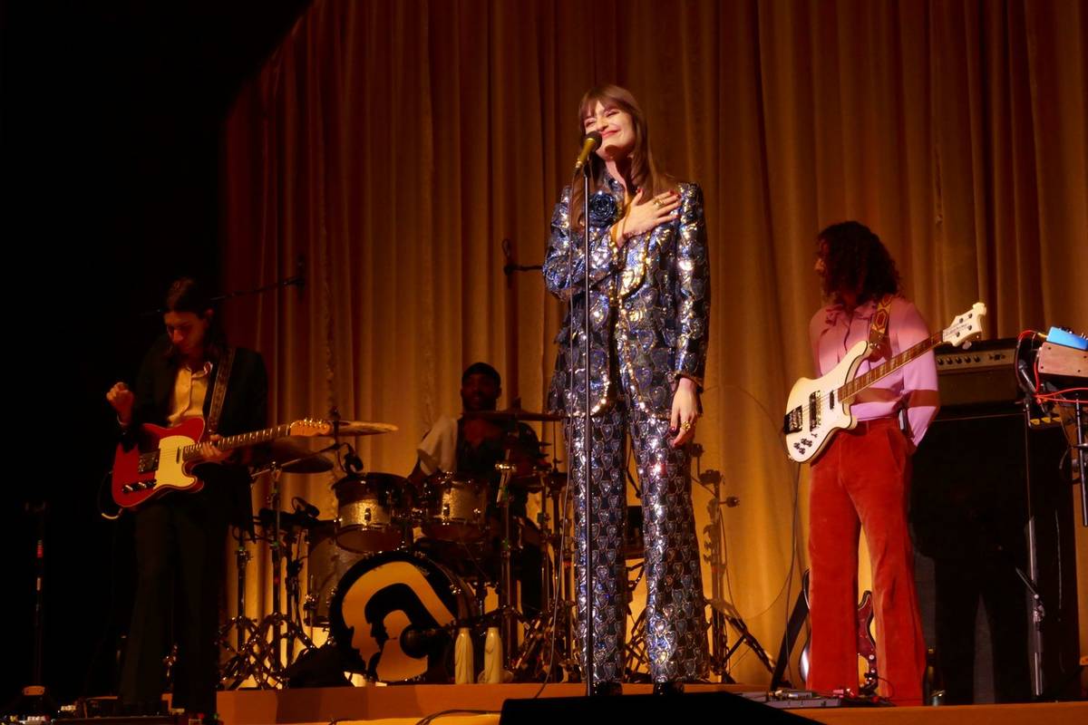 Clara Luciani @ Zénith de Paris - Mars 2022