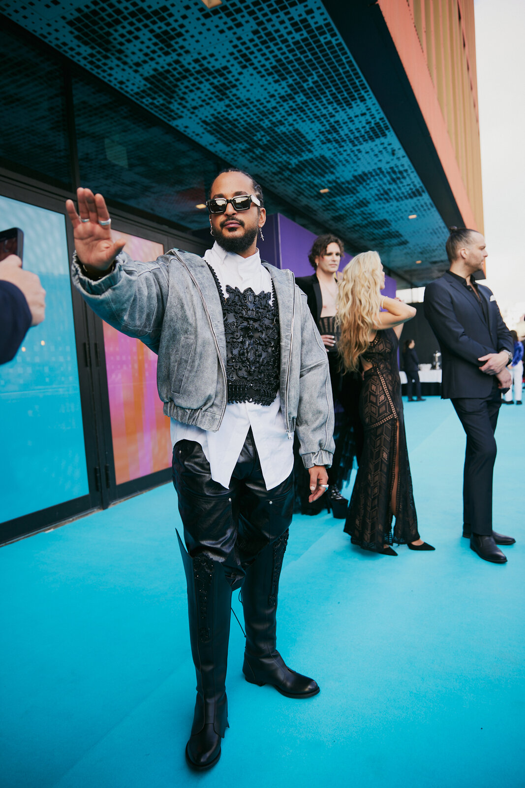 Slimane au Turquoise carpet (c) EBU / Alma Bengtsson