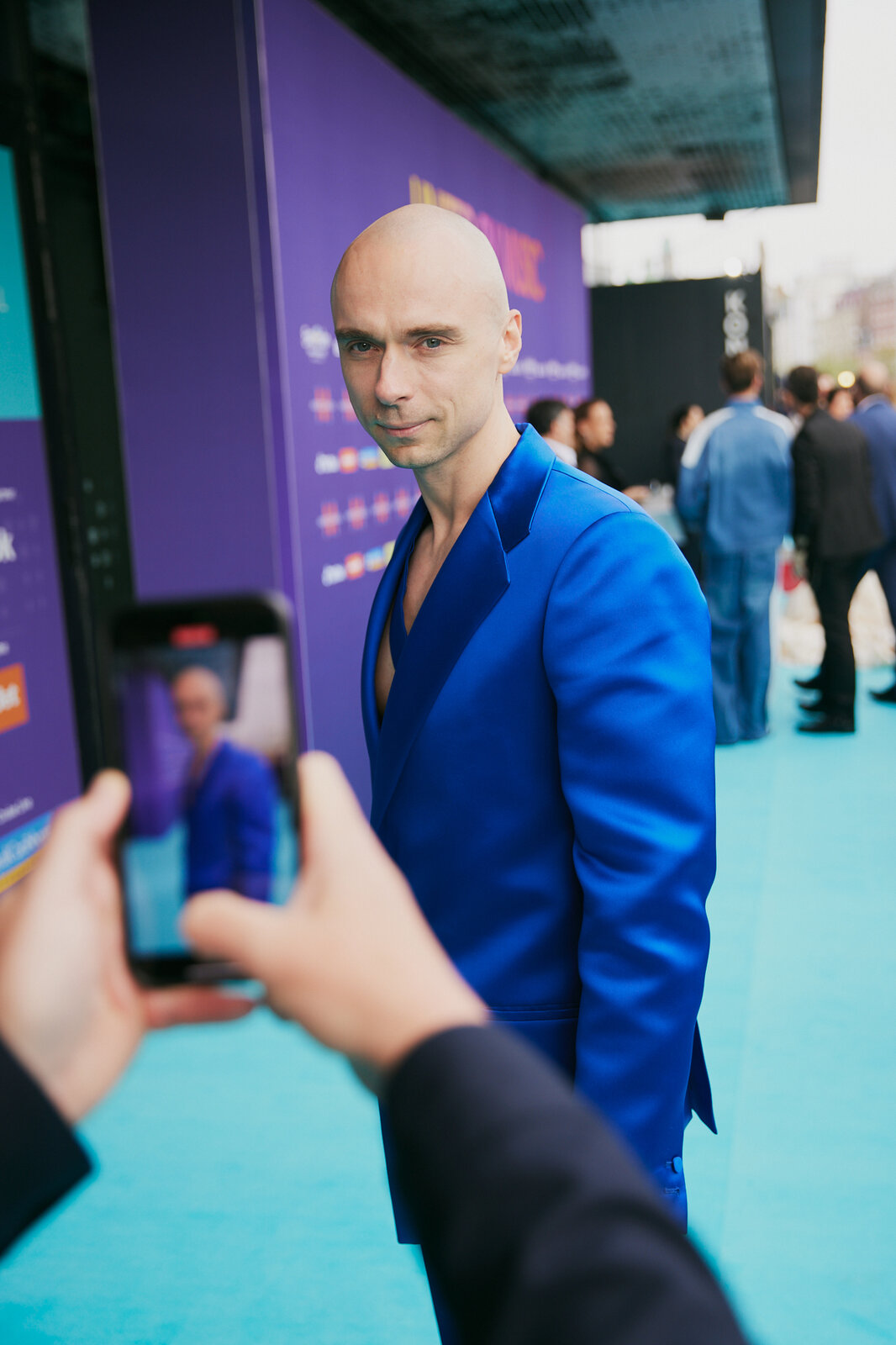 Les autres artistes au Turquoise carpet (c) EBU / Alma Bengtsson