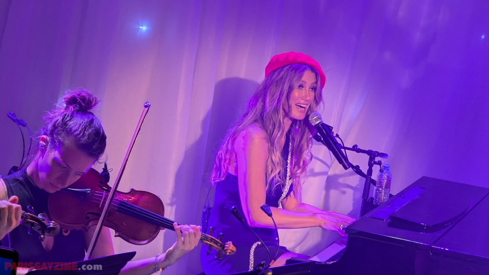Toutes nos photos du concert de Delta Goodrem